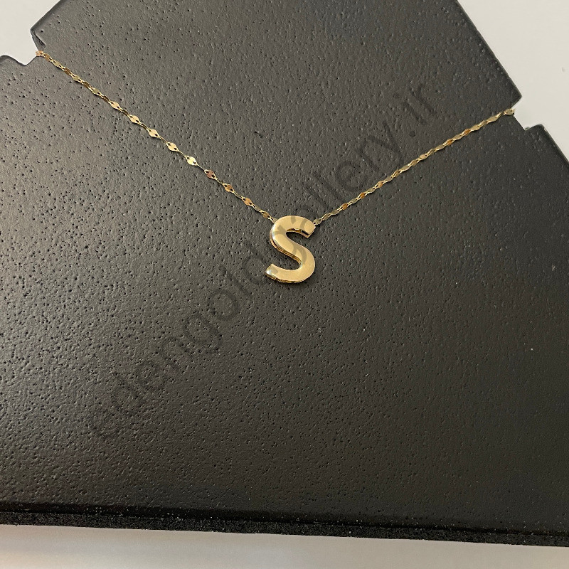 پلاک طلا حرف S